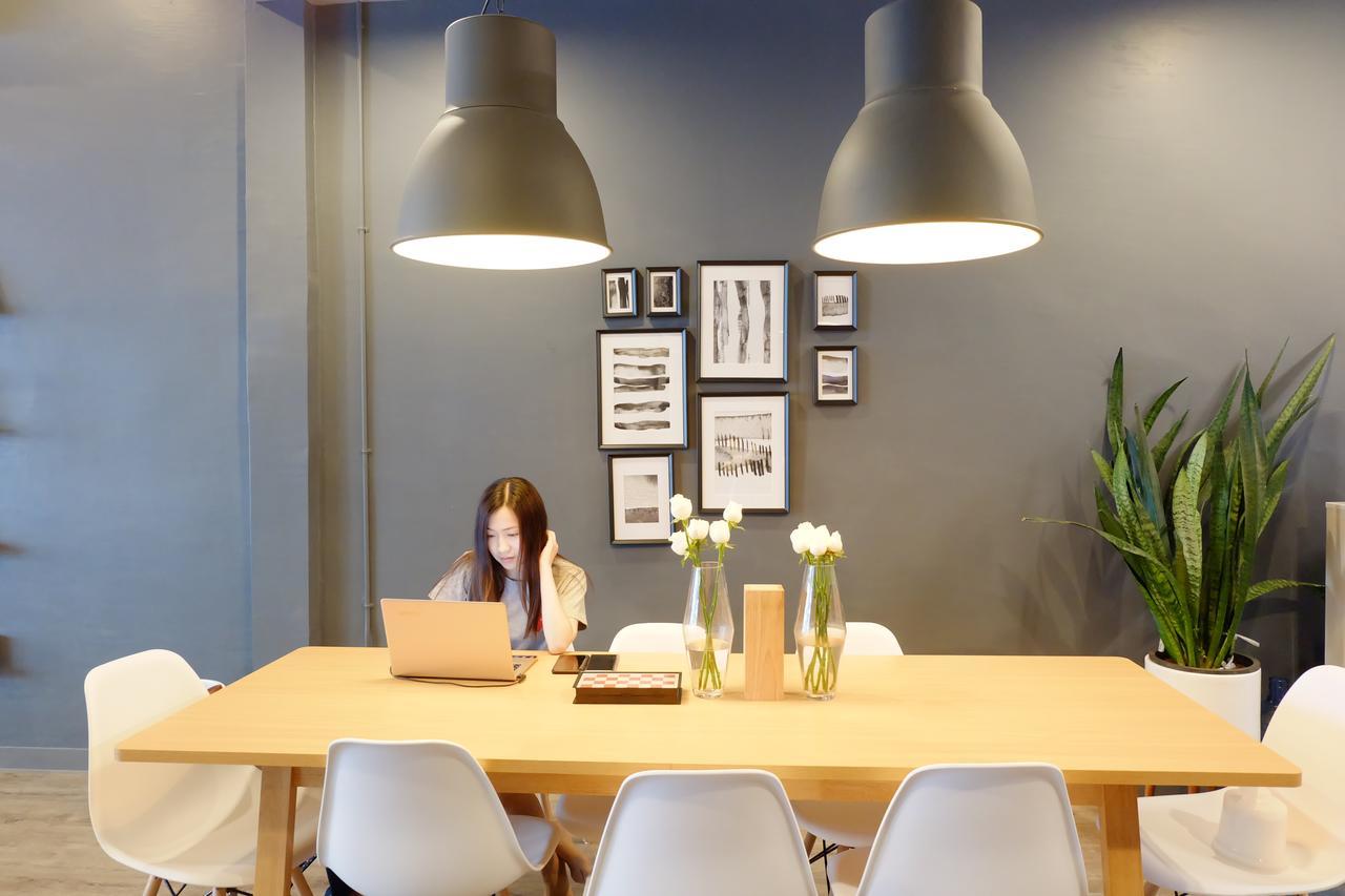 The Cocoon Hostel Bangkok Extérieur photo