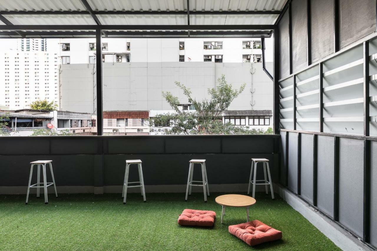 The Cocoon Hostel Bangkok Extérieur photo