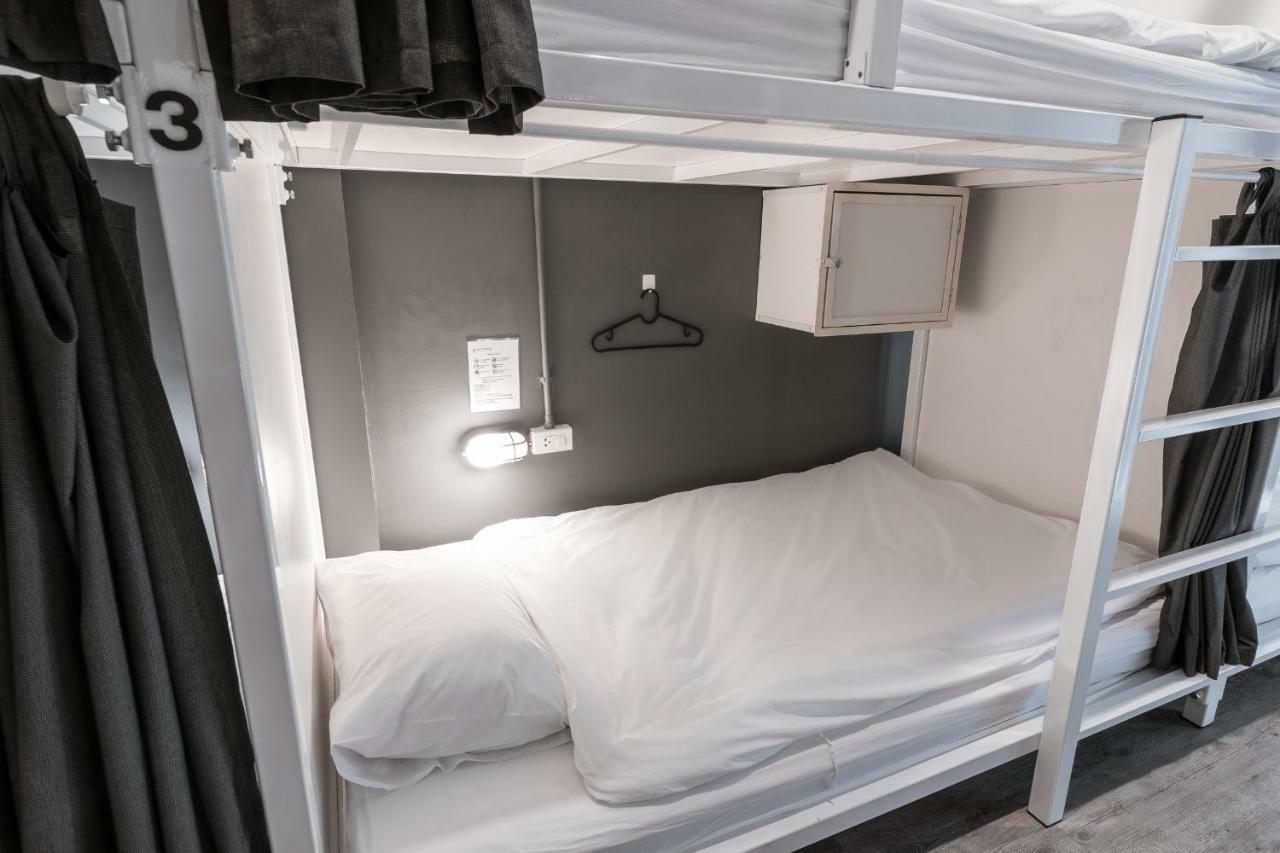 The Cocoon Hostel Bangkok Extérieur photo